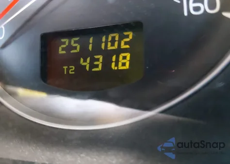 2007 Volvo V70 2.5T z USA, uszkodzony, nr VIN YV1SW592472634817